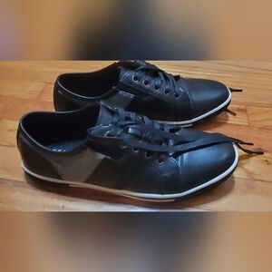 Kenneth Cole Reaction Unlisted Men’s Casual Sneakers — Size 7